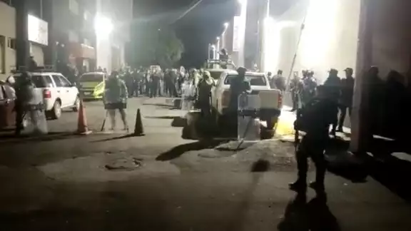 Se montó un fuerte operativo para recibir a los detenidos