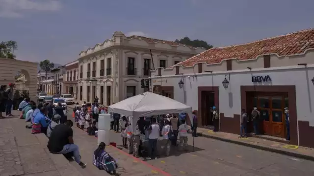 No se llevará a cabo la campaña de vacunación contra el COVID-19 en ninguna etapa