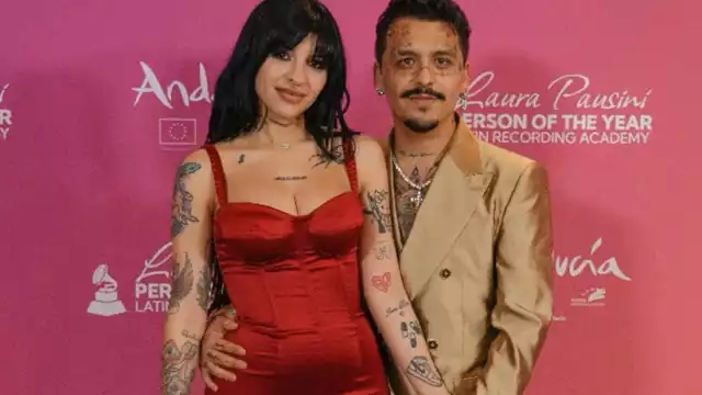 Cazzu y Christian Nodal estarían comprometidos y a punto de celebrar su boda