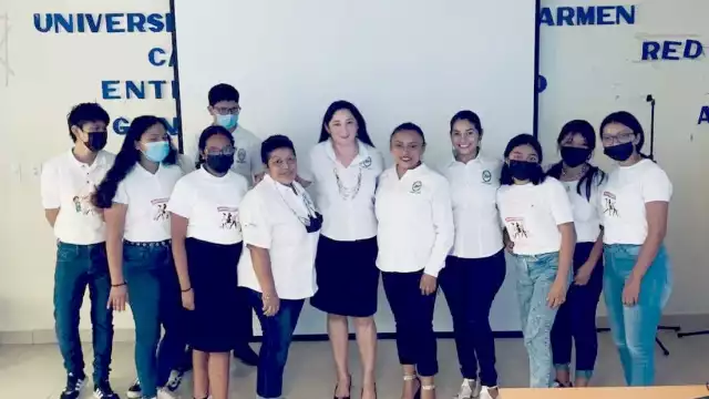 El programa "Nosotras También" busca impulsar a mujeres para que elijan carreras de área uno. Foto: Gerardo Can Dzib