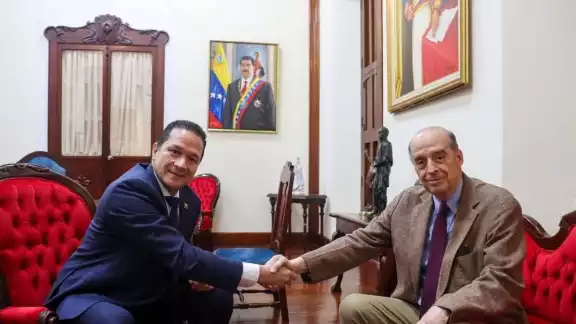 Tras varios años sin relaciones diplomáticas, ambas naciones "expresaron su voluntad de avanzar en una agenda de trabajo"