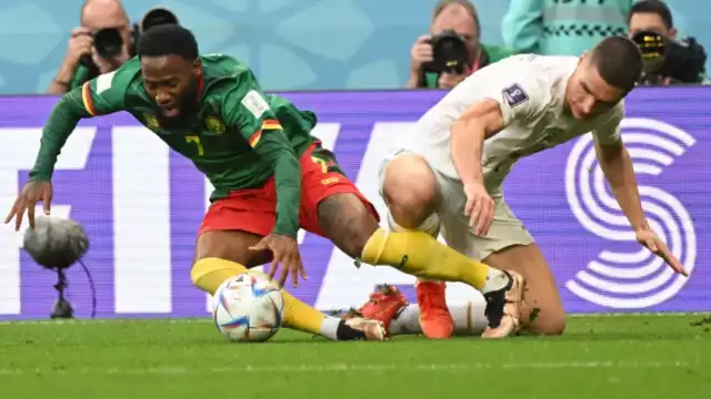 Camerún y Serbia empatan a 3-3 en Al Janoub