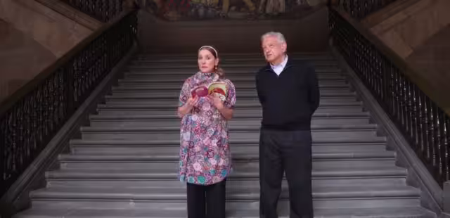 AMLO y Beatriz Gutiérrez celebran el Día del Niño leyendo un cuento