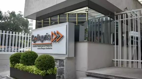 El edificio ubicado en la calle Oklahoma, colonia Nápoles fue acordonado y asegurados los principales accesos y salidas