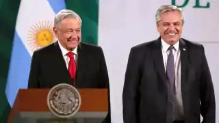 En la carta, Fernández incluye una invitación a AMLO para que visite Aergentina. Foto: Reuters