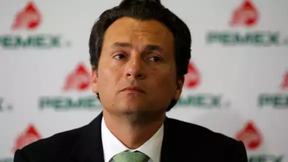 Emilio Lozoya comparece por caso Agronitrogenados y ofrece reparación de 10 mdd
