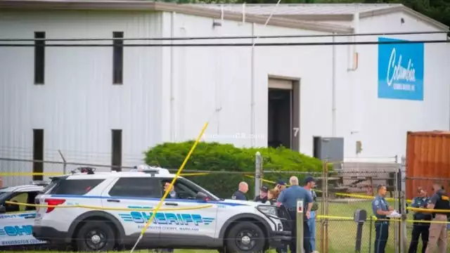 Tres personas murieron en un tiroteo en una fábrica de Maryland
