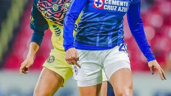 La mediocampista de Cancún, con experiencia en la Selección Nacional Sub-17, alineó de inicio en la edición 10 del clásico nacional