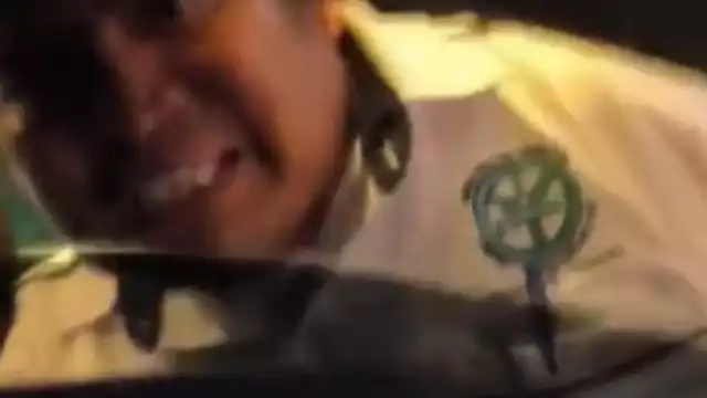 La agresión quedó captada en video y se volvió viral en redes.