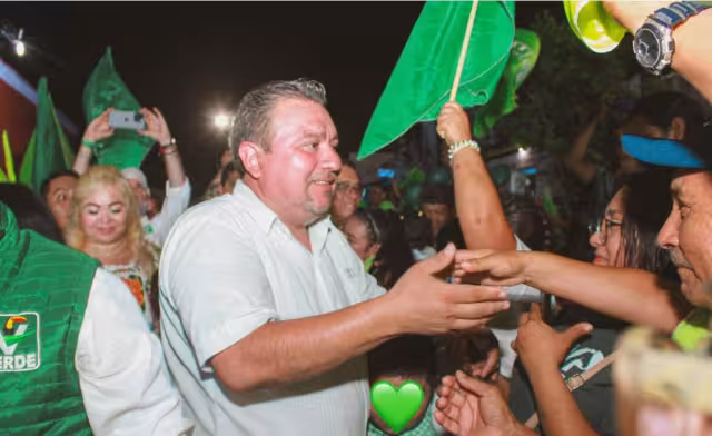 El candidato a la Alcaldía por el Verde sigue sin pronunciarse respecto a la excesiva venta de alcohol