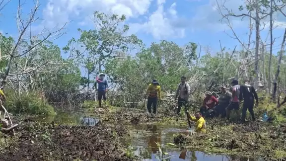 Como parte del proyecto Raíces, habilitan 2 mil 24 metros de canales y el desasolve del Petén Hu