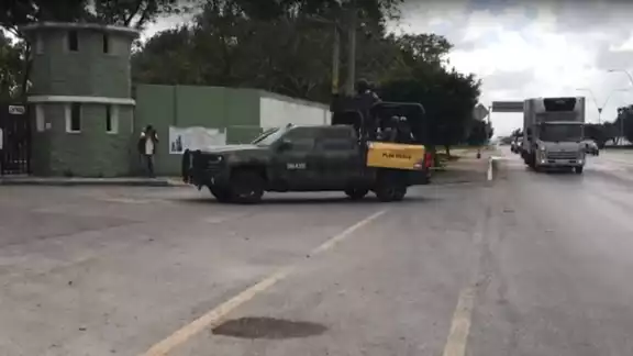 Elementos de la Marina, Guardia Nacional y hasta la policía municipal participaron en el operativo Elementos de la Marina, Guardia Nacional y hasta la policía municipal participaron en el operativo