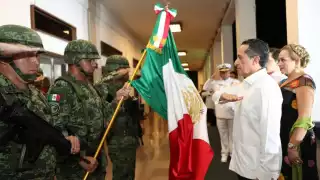 Diferente a lo que se esperaba, no se registraron gritos, abucheos y otro tipo de manifestaciones en contra del mandatario estatal. Foto: Twitter @CarlosJoaquin