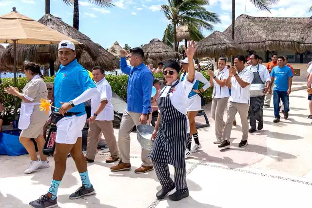Trabajadores comentaron que no les alcanza para los gastos básicos, ni para comer, pues cada vez es más caro vivir en la ínsula