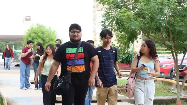 Estudiantes de nivel superior recibirán la nueva beca del Gobierno de Yucatán