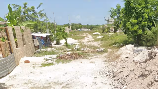 Se ha gestionado que los ejidatarios cedan terrenos para este tipo de espacios, pero no se sabe cuándo se construirían.