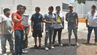 Constructora del C-5 despide a alarifes campechanos sin liquidación; exigen pago conforme a la ley