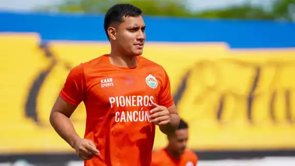 Díaz llega a la escuadra cancunense con la intención de aportar solidez, experiencia y técnica a la zaga del equipo Díaz llega a la escuadra cancunense con la intención de aportar solidez, experiencia y técnica a la zaga del equipo