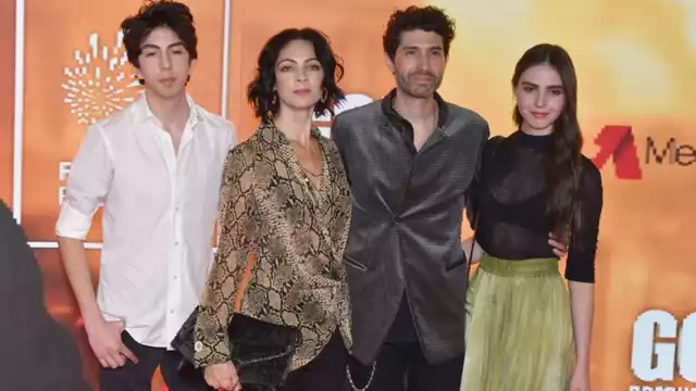 Durante una rueda de prensa acompañado de su esposa, Benny Ibarra intentó se mostrpo hermético en torno al tema de Sasha y Luis de Llano. Foto: Especial