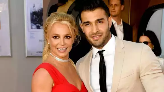 La boda de Britney Spear y Sam Asghari se llevó a cabo con una lista reducida de invitados, entre quienes estuvo Madonna