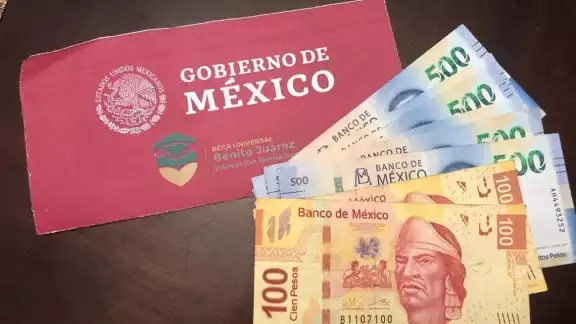 Con la Beca Universal de Educación Media Superior, más de 4.1 millones de estudiantes reciben un apoyo para continuar su formación académica Con la Beca Universal de Educación Media Superior, más de 4.1 millones de estudiantes reciben un apoyo para continuar su formación académica