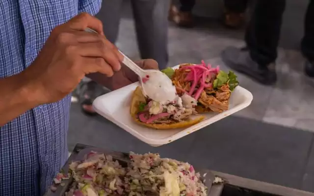 Hay gran variedad de platillos yucatecos para degustar en temporada vacacional