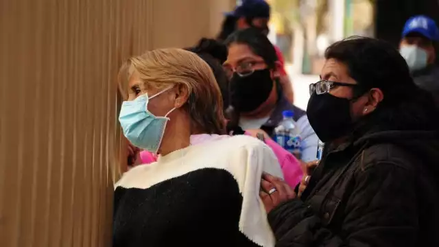 Los casos de COVID-19 en México van en aumento. Foto: Cuaroscuro