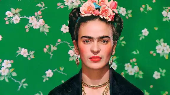 La carga emocional, los colores, el toque mexicano y la creatividad que envolvía a las representaciones de sí misma, la inmortalizaron en el mundo del arte La carga emocional, los colores, el toque mexicano y la creatividad que envolvía a las representaciones de sí misma, la inmortalizaron en el mundo del arte