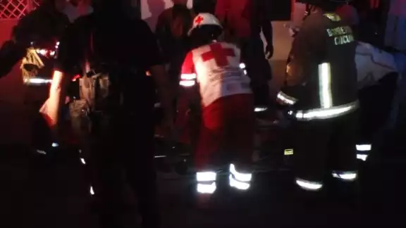 La niña fue trasladada al hospital para su atención