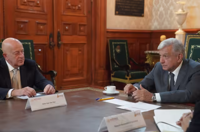 AMLO se reunió con el presidente y director ejecutivo,  de la “empresa que adquirió Ricolino”, Dirk Van de Put