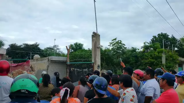 Cansados de que los elementos policiacos no intervengan para evitar los atracos en la zona, los ciudadanos hacen justicia