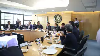 Se especifica que la quinteta de aspirantes para ocupar la presidencia del INE deberá estar integrada exclusivamente por mujeres