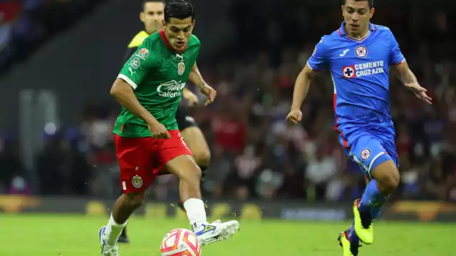 En tiempo de compensación Cruz Azul venció a Chivas y recibirá Repechaje.