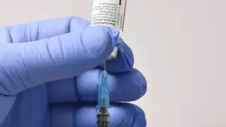 México recibió nuevo lote con vacunas de Pfizer