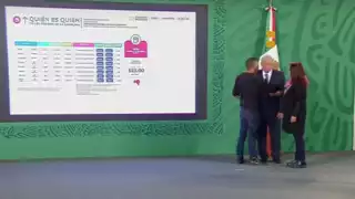 Un joven logró llegar hasta AMLO en la mañanera