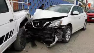 Ebrio causa fuerte accidente en Ciudad del Carmen
