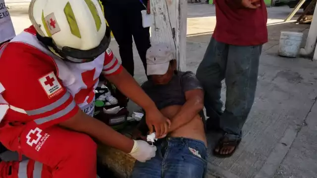 Hombre en situación de calle termina lesionado tras riña en Ciudad del Carmen