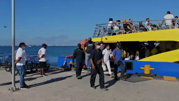 El ferry arribó sin problemas a Isla Mujeres El ferry arribó sin problemas a Isla Mujeres