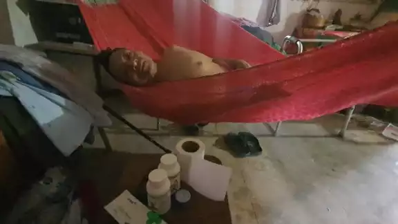 Arturo no cuenta con ningún tipo de asistencia médica