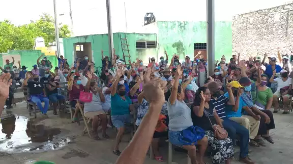 Ejidatarios de Pocboc acusan a grupo Carso de explotación de piedra caliza Ejidatarios de Pocboc acusan a grupo Carso de explotación de piedra caliza