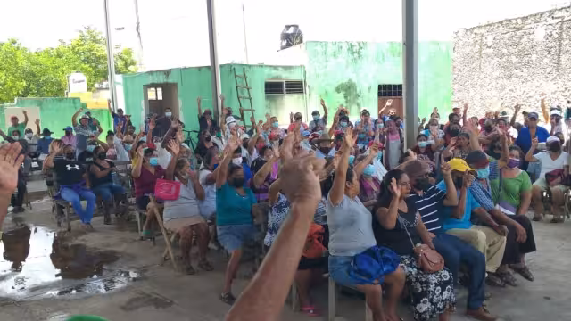 Ejidatarios de Pocboc acusan a grupo Carso de explotación de piedra caliza