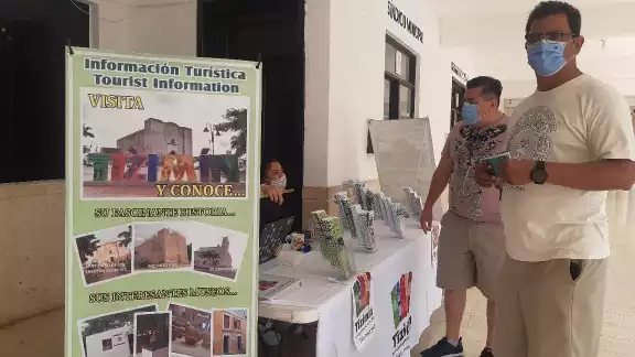 Durante los fines de semana se observa el arribo de visitantes a Tizimín. Durante los fines de semana se observa el arribo de visitantes a Tizimín.