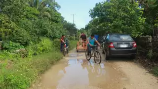 En todas las comunidades hay carencias y falta de servicios