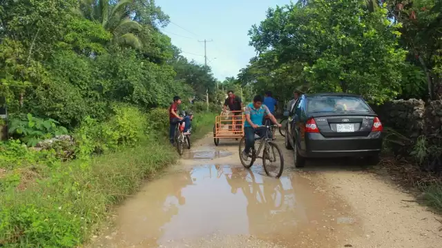 En todas las comunidades hay carencias y falta de servicios