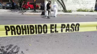 Atacan a balazos a pasajero de un taxi en la Región 232 en Cancún: VIDEO