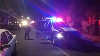 En el lugar se encuentran elementos peritos de la FGE