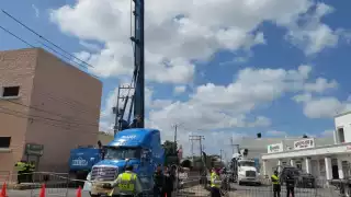 La maquinaria comenzó a llegar desde temprano