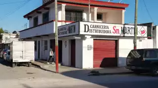 Se presentaron seis desconocidos, quienes a punta de pistola entraron a la fuerza al establecimiento y tomaron el efectivo