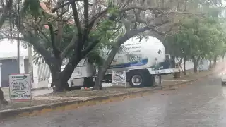 Campeche tendrá un día nublado con posibles lluvias por una combinación de un canal de baja presión y una onda tropical