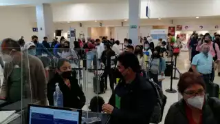 A nivel nacional, la aerolínea tuvo que suspender 38 vuelos el día de ayer. La regularización de salidas y llegadas podría tardar hasta 10 días